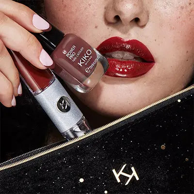 Conjunto Presente Lábios e Mãos Borgonha Deluxe